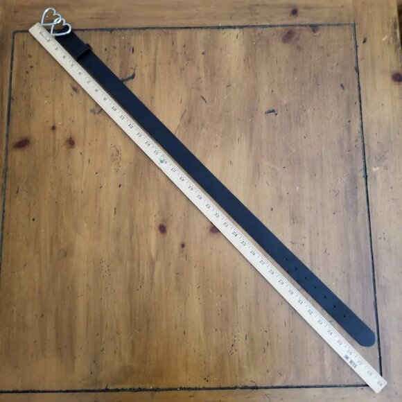 Double Heart Black Vegan Faux Leather Belt, Size S/M, Peg closure - Picture 7 of 8